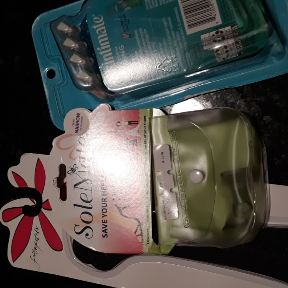 Insoles, soulmate, and razor's